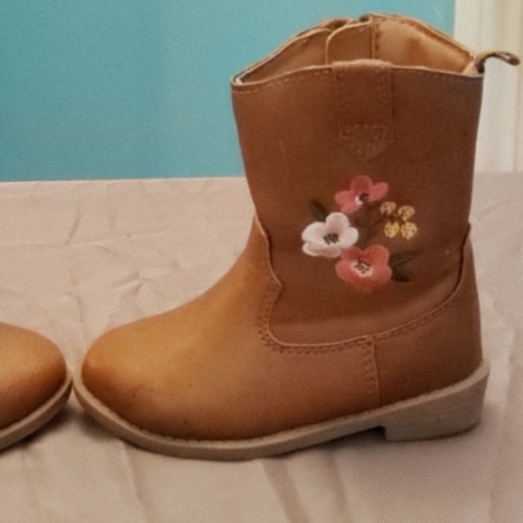Carter's toddler boots - Picture 5 of 5